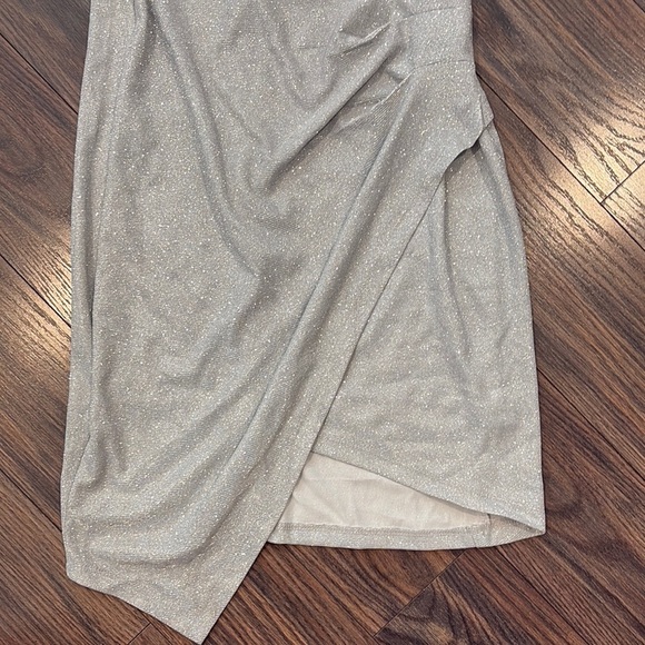 NWT- Elegant Silver Dress by Akira (size S) - Picture 4 of 6